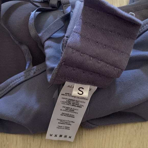 Alphalete wrap bra small - Picture 3 of 3